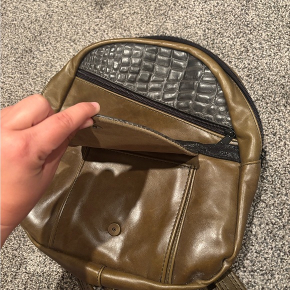 Leather Handmade Backpack - Picture 5 of 6